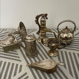 Lot of vintage miniatures